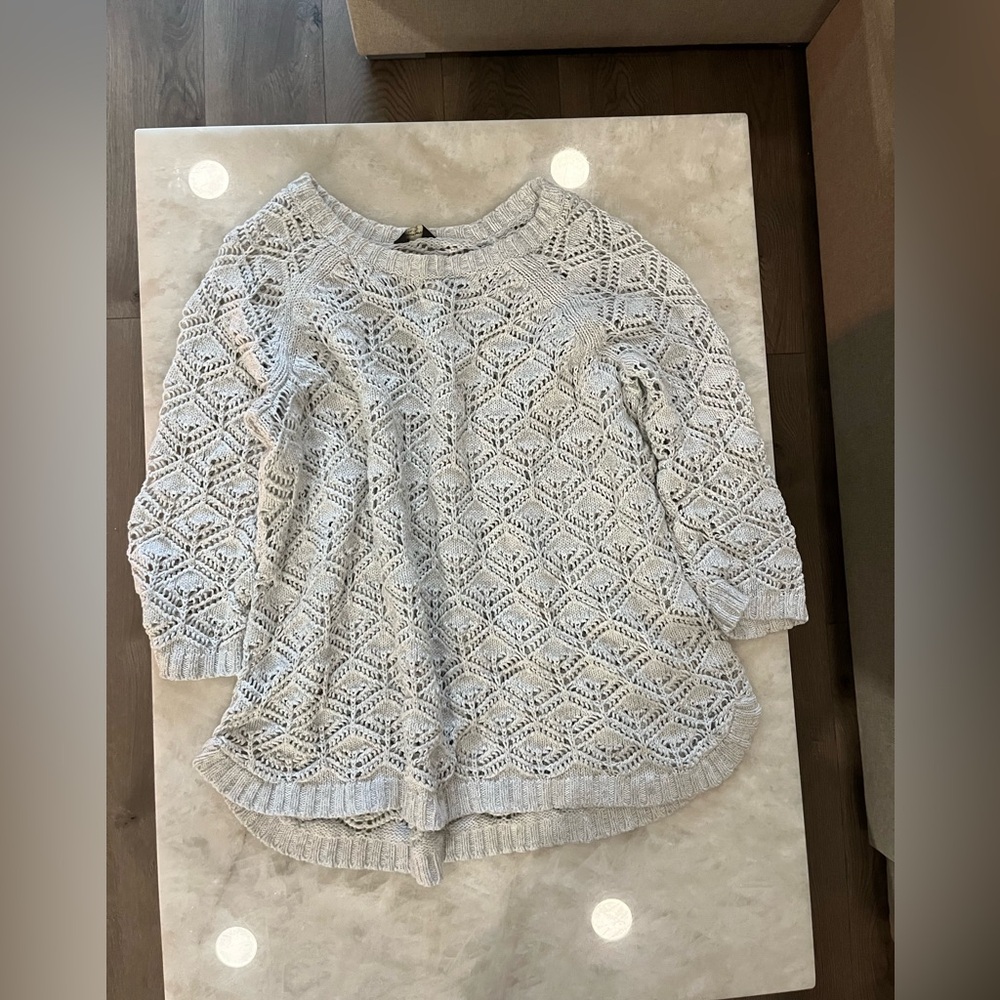 Silver/grey 100% cotton Denver Hayes sweater (size xxl but fits small)
